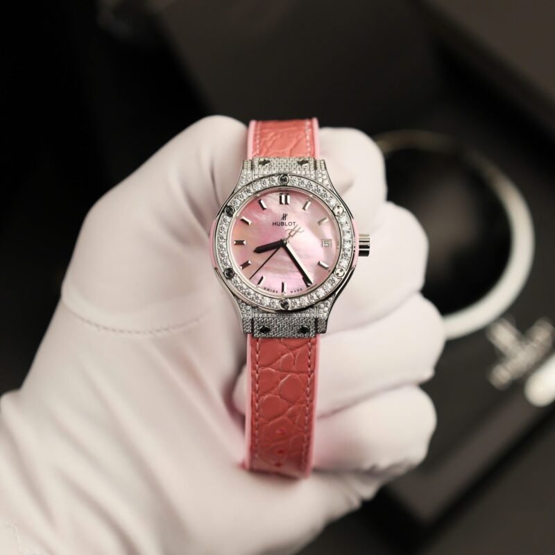 Hublot Classic Fusion Replica Watch Mother Of Pearl Dial + Moissanite Diamonds 33mm - Đồng Hồ Replica 1:1