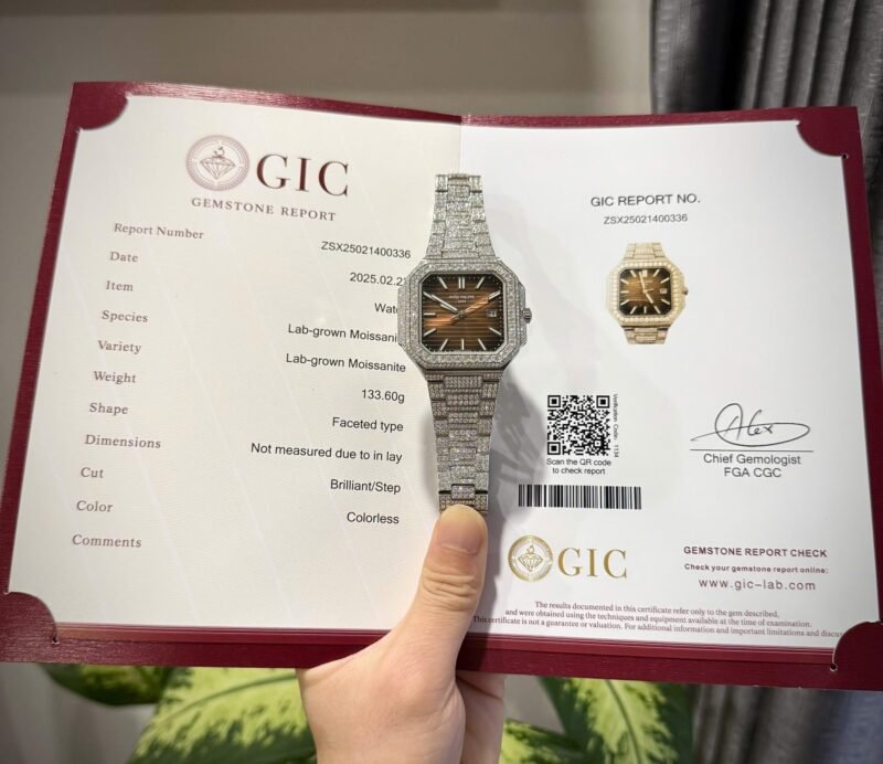 Patek Philippe Cubitus 5821 Dial Brown Replica Watch Full Diamonds Moissanite Hong Kong 45mm - Đồng Hồ Replica 1:1