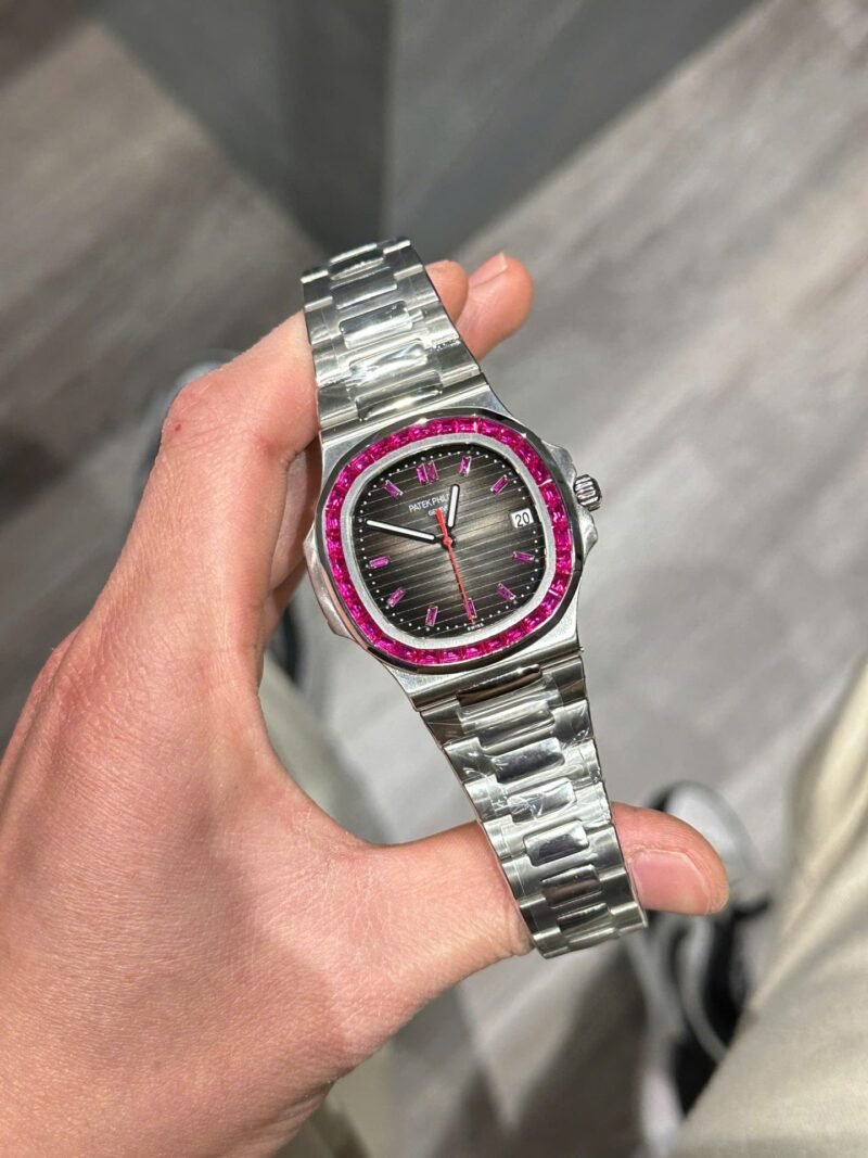 Patek Philippe Nautilus 5711 Replica 11 Watch Bezel Ruby Red 40mm - Đồng Hồ Replica 1:1