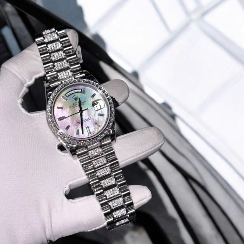 Rolex Day-Date Replica Watch Dial Mother Of Pearl Moissanite Diamonds Hong Kong 40mm - Đồng Hồ Replica 1:1
