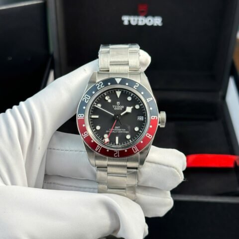 Tudor Black Bay GMT Dial Black Replica Watch ZF Factory 41mm - Đồng Hồ Replica 1:1